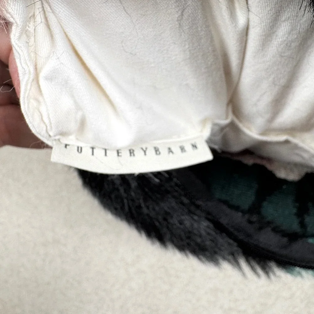 Emily & Meritt Pottery Barn Faux Fur Decorative Throw Pillow Black Pink‎ Roses